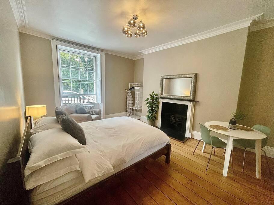 Ground Floor Apartment In Central Bath Exterior photo